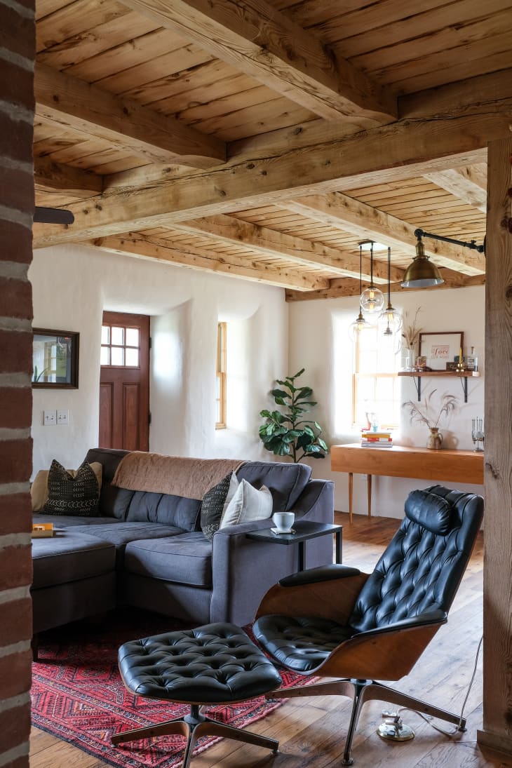 Sustainable Straw Bale Construction House Photos | Apartment Therapy